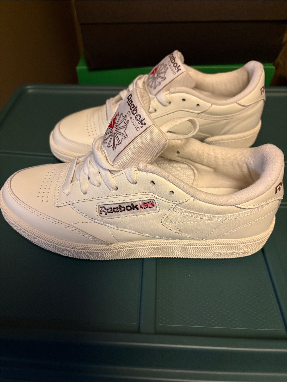 Reebok Kids White Leather Low-Top Sneakers